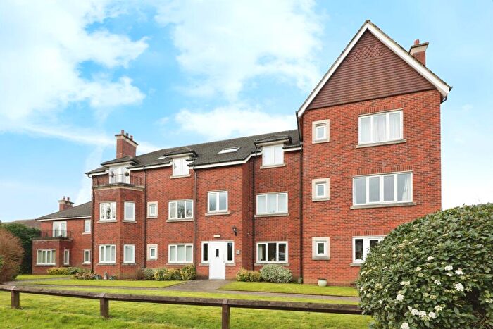 2 Bedroom Apartment For Sale In Kenilworth Road, Balsall Common, Coventry, CV7