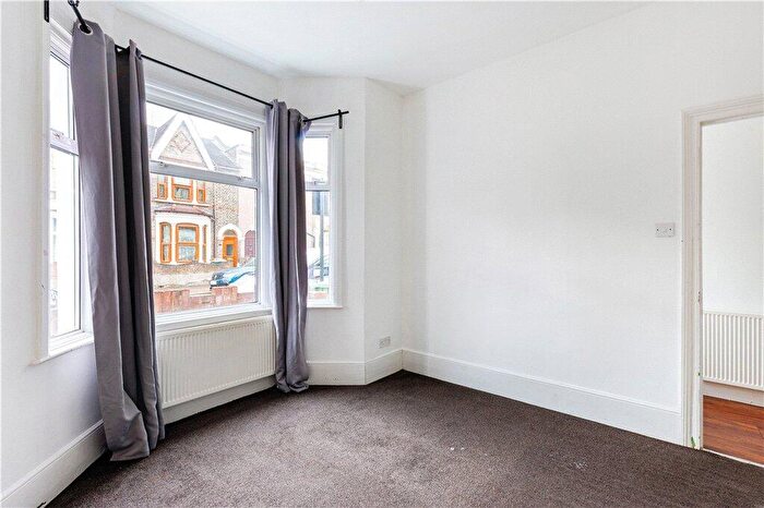 4 Bedroom Terraced House For Sale In Louise Road, London, E15