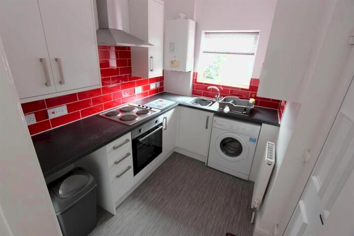 3 Bedroom Terraced House To Rent In Ecclesall Road, Sheffield, S11