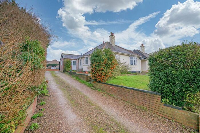 2 Bedroom Semi-Detached Bungalow For Sale In Halton Road, Spilsby, PE23