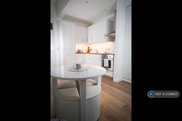 1 Bedroom Flat To Rent In Edinburgh, Edinburgh, EH11