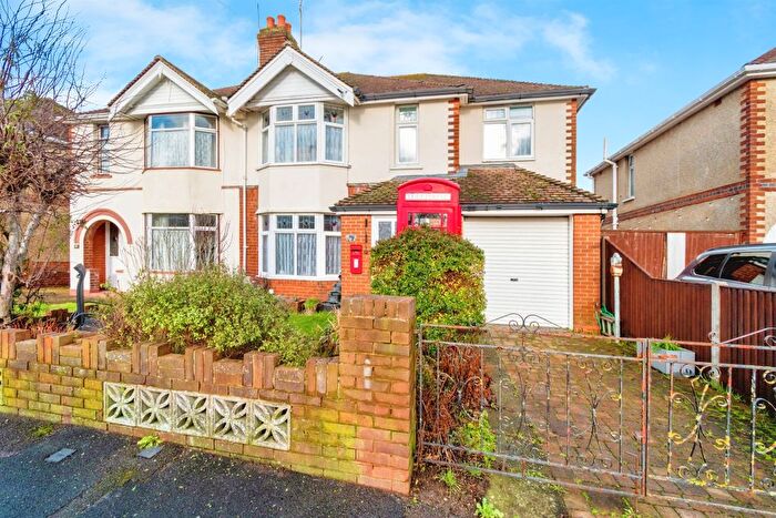 4 Bedroom Semi Detached House For Sale In Kipling Road, Eastleigh, SO50