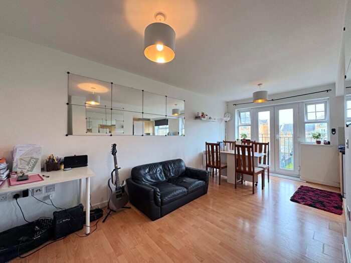 2 Bedroom Flat For Sale In Scott Road, Edgware, HA8