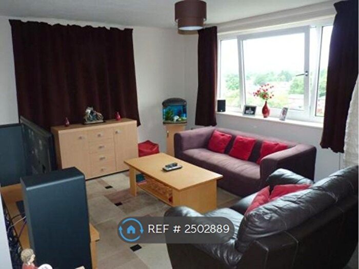1 Bedroom Flat To Rent In The Peninsula Building, Salford, M7
