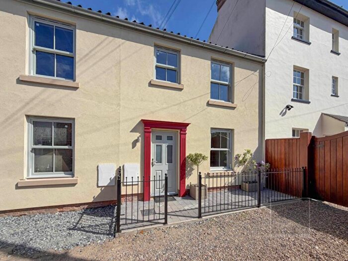 1 Bedroom Cottage For Sale In The Terrace, North Walsham, NR28