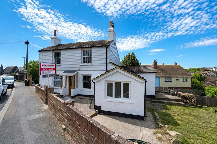 5 Bedroom Detached House For Sale In Fairlight Road, Hastings, TN35