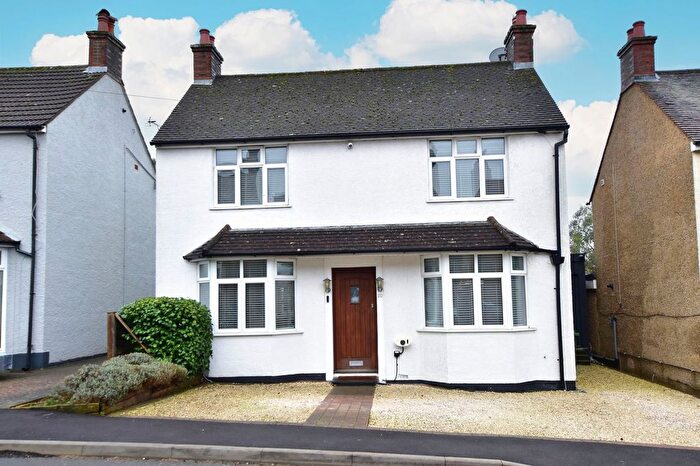 3 Bedroom Detached House For Sale In Belmont Road, Hemel Hempstead, HP3