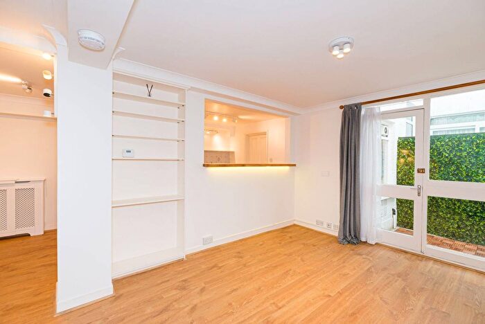 5 Bedroom Terraced House For Sale In Aylesford St, Pimlico, London, SW1V