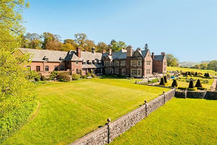 4 Bedroom House For Sale In Creedy Park, Crediton, EX17