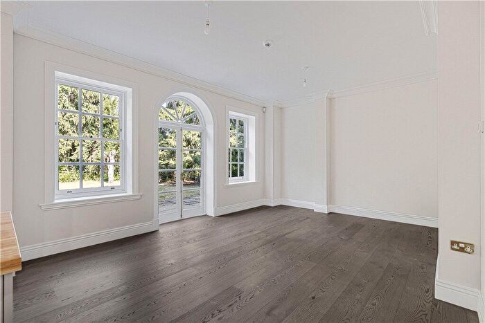 5 Bedroom Detached House To Rent In Newlands, Aldershot Road, Guildford, Surrey, GU3