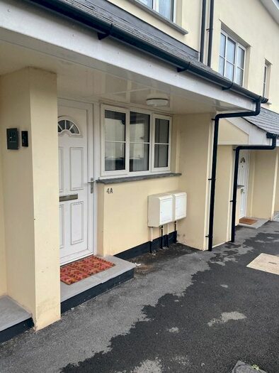 1 Bedroom Flat To Rent In New Street, South Molton, EX36