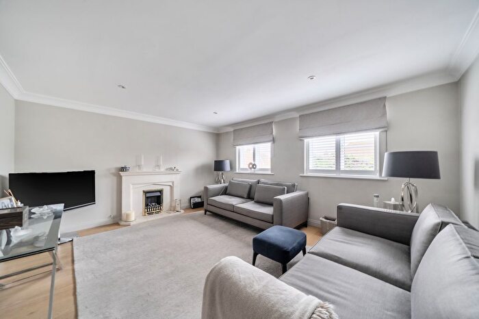 3 Bedroom Semi-detached House For Sale In Medina Square, Epsom, KT19