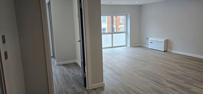 1 Bedroom Flat For Sale In Caversham Road, Reading, RG1