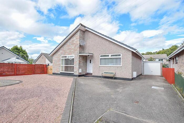 3 Bedroom Detached Bungalow For Sale In Drumfield Road, Inverness, IV2