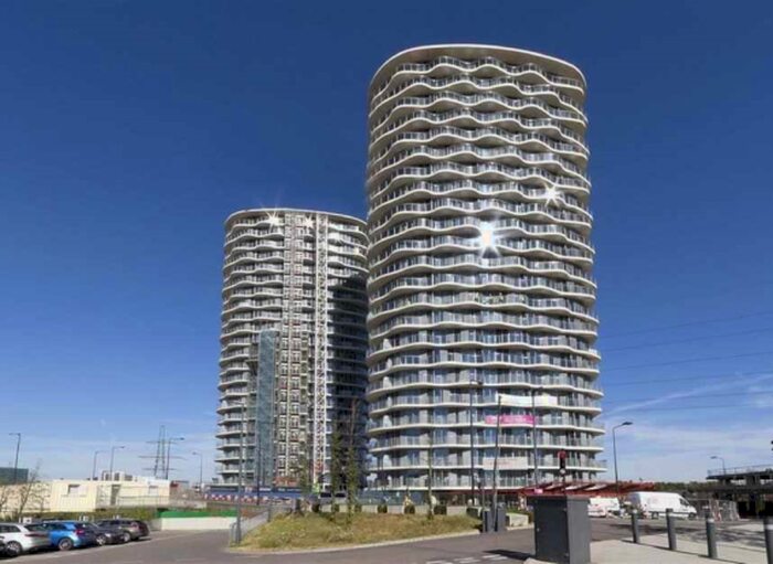 Apartment To Rent In Hoola East, Tidal Basin Road, Royal Docks, E16