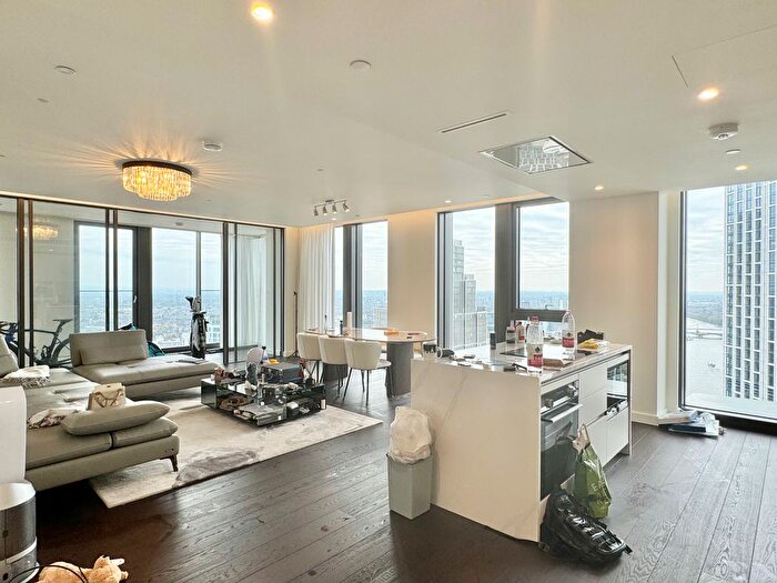 3 Bedroom Flat To Rent In Bondway, London, SW8