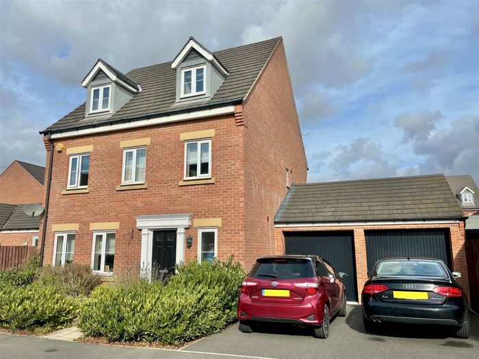 5 Bedroom Detached House To Rent In Sorrel Drive, Kirkby-In-Ashfield, Nottingham, NG17