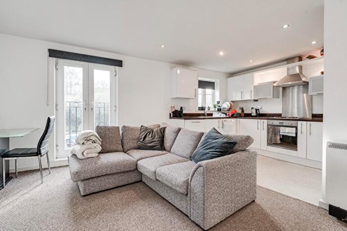 2 Bedroom Apartment For Sale In Waterside Gardens, Bolton, Lancashire, BL1