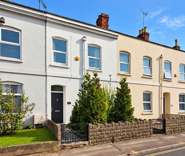 2 Bedroom Terraced House For Sale In St. Pauls Road, Cheltenham, GL50
