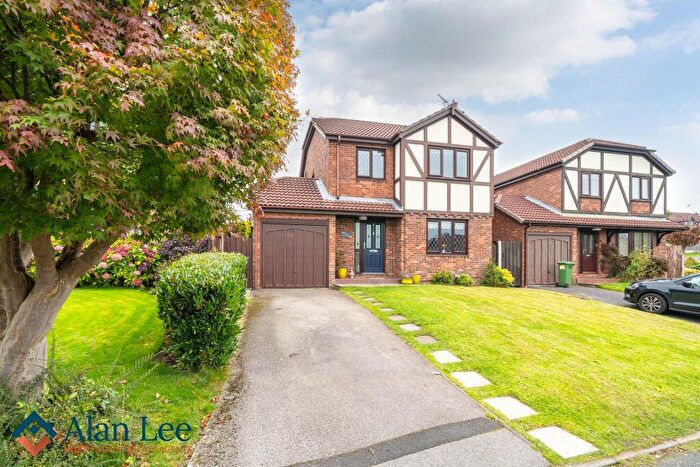 4 Bedroom Detached House For Sale In Barnside Way, Tytherington, SK10