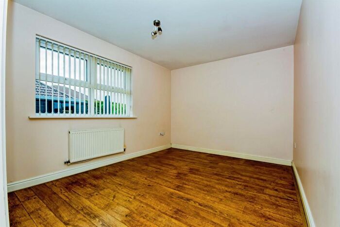2 Bedroom Detached Bungalow For Sale In Nightingale Way, Sutton Bridge, Spalding, PE12