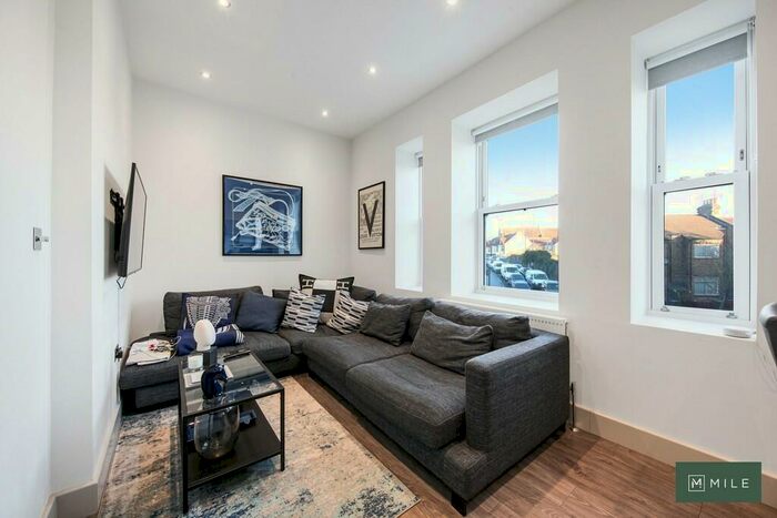 2 Bedroom Apartment To Rent In Harrow Road, Kensal Green, NW10