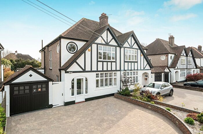 3 Bedroom Semi Detached House For Sale In Petts Wood Road, Petts Wood, Orpington, BR5