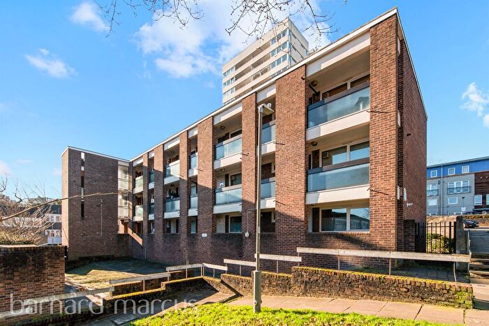 1 Bedroom Flat For Sale In Bell Drive, London, SW18