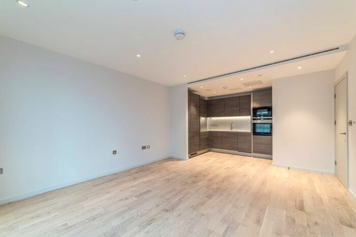 1 Bedroom Flat To Rent In Camley Street, King's Cross, London, N1C