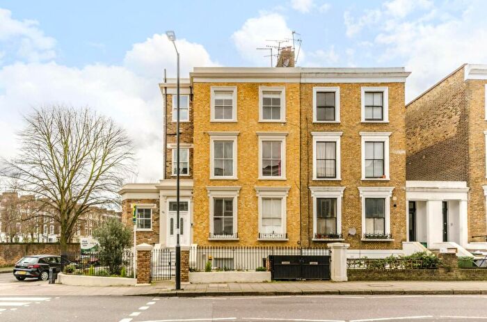 2 Bedroom Flat To Rent In Mildmay Park, Islington, London, N1