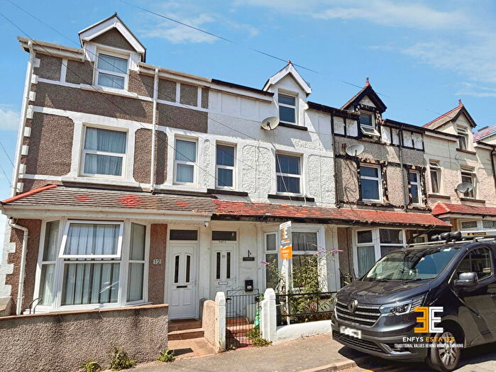 2 Bedroom Maisonette For Sale In McKinley Road, Llandudno Junction, Conwy, LL31