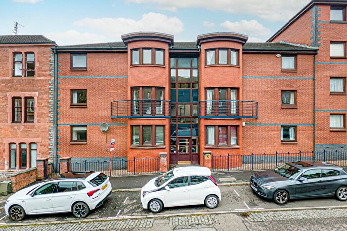 2 Bedroom Apartment For Sale In Sanda Street, North Kelvinside, Glasgow, G20