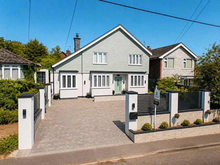 5 Bedroom Detached House For Sale In Aylesbury Road, Chearsley, HP18