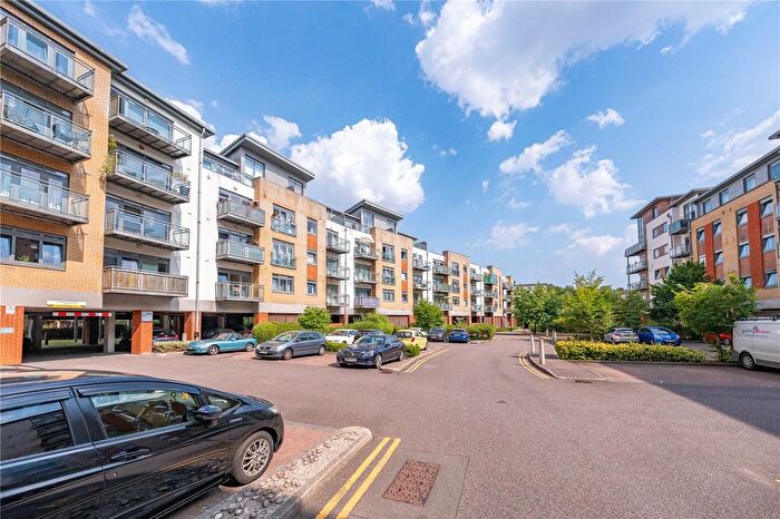 2 Bedroom Flat For Sale In Hart Street, Maidstone, ME16