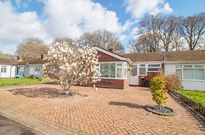 2 Bedroom Semi Detached Bungalow For Sale In Inhurst Avenue, Waterlooville, PO7