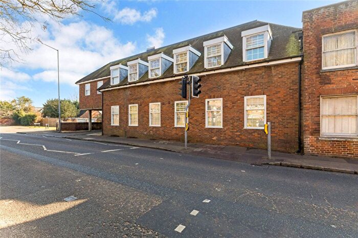 1 Bedroom Flat For Sale In Chapel Street, Marlow, Buckinghamshire, SL7
