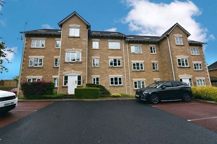 2 Bedroom Flat For Sale In Tinker Brook Close, Oswaldtwistle, Accrington, Lancashire, BB5