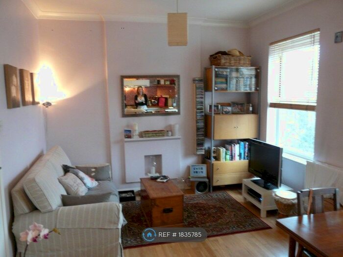 1 Bedroom Flat To Rent In Gaisford St, London, NW5
