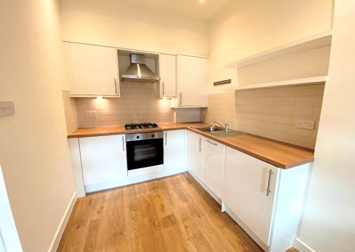 1 Bedroom Flat To Rent In High Road East Finchley, East Finchley, London, N2