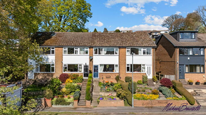 3 Bedroom Terraced House For Sale In Wold Close, Thornton, Bradford, BD13