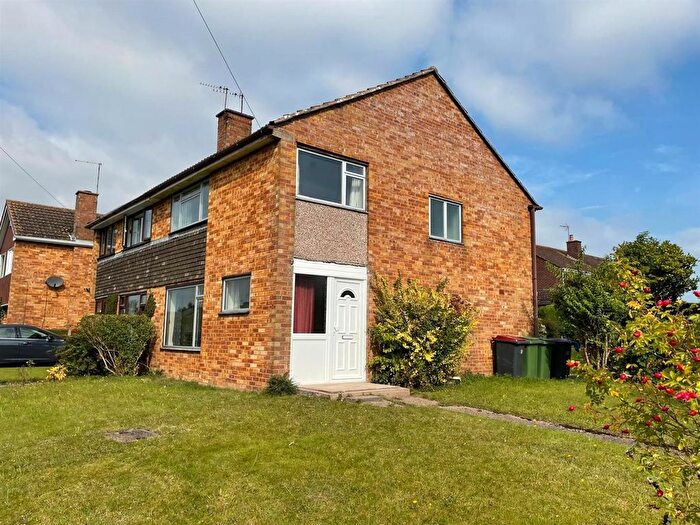 4 Bedroom Semi-Detached House To Rent In Springfield Avenue, Newport, TF10