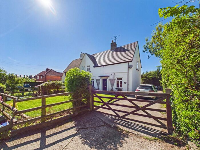 3 Bedroom Semi Detached House For Sale In Chipmans Platt, Stonehouse, Gloucestershire, GL10