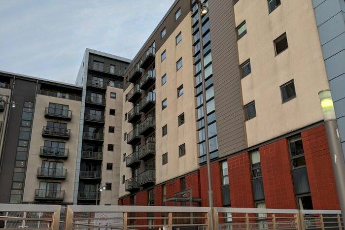 2 Bedroom Flat To Rent In Glasgow Harbour Terraces, Glasgow G11