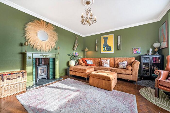 3 Bedroom Semi-Detached House For Sale In Eastfield Avenue, Bath, Somerset, BA1