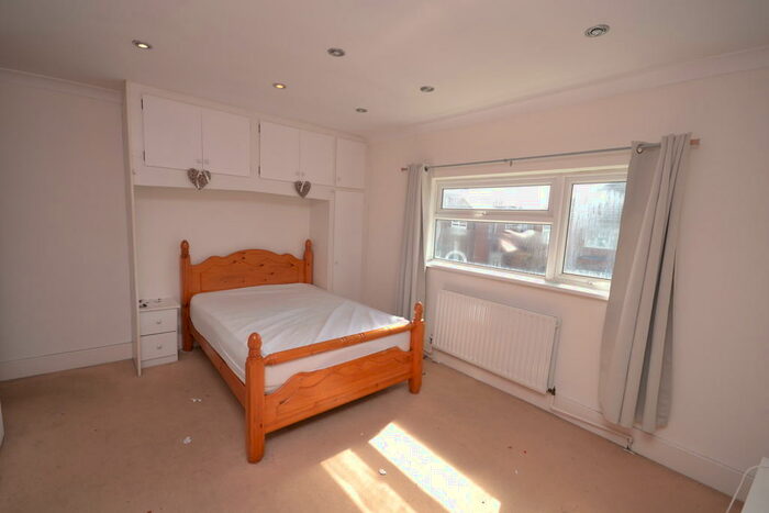 1 Bedroom Terraced House To Rent In Room, Lilac Crescent, Beeston, NG9