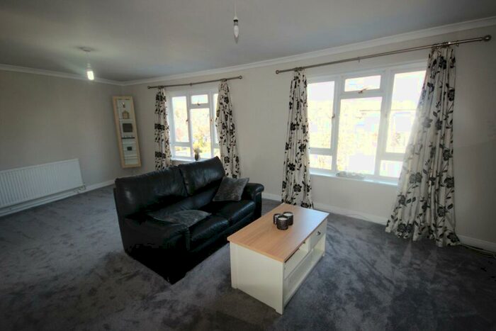 3 Bedroom Apartment To Rent In Robin Parade, The Broadway, Farnham Common, SL2
