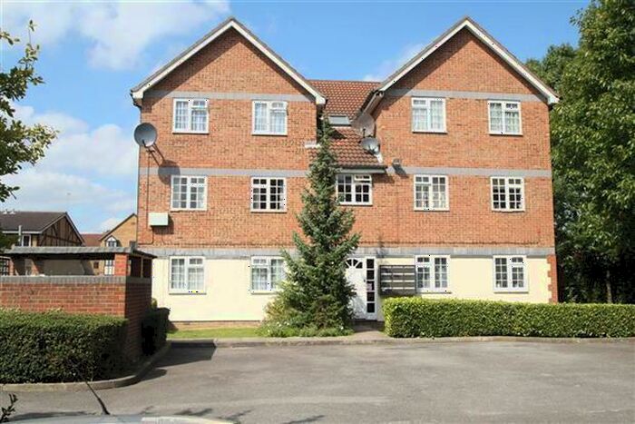 1 Bedroom Flat To Rent In Eagle Drive, Colindale, NW9