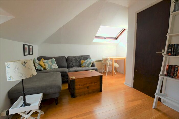 1 Bedroom Flat To Rent In Central Hill, London, SE19