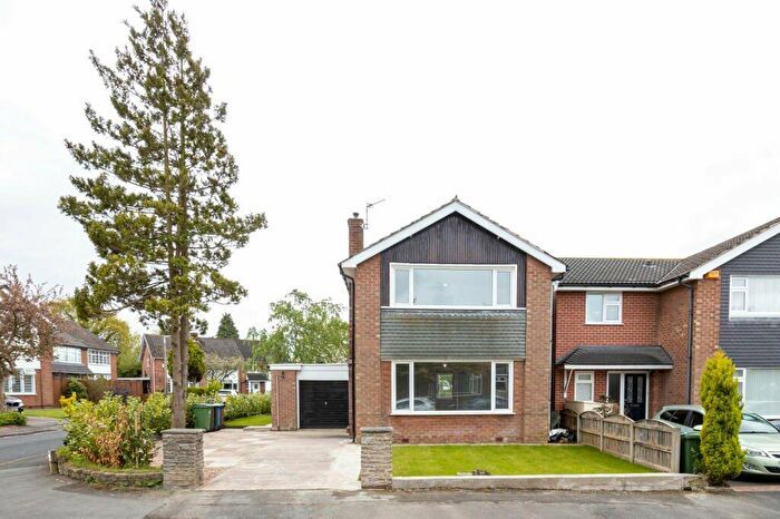 4 Bedroom Detached House For Sale In Ogden Road, Bramhall, Stockport, Greater Manchester, SK7