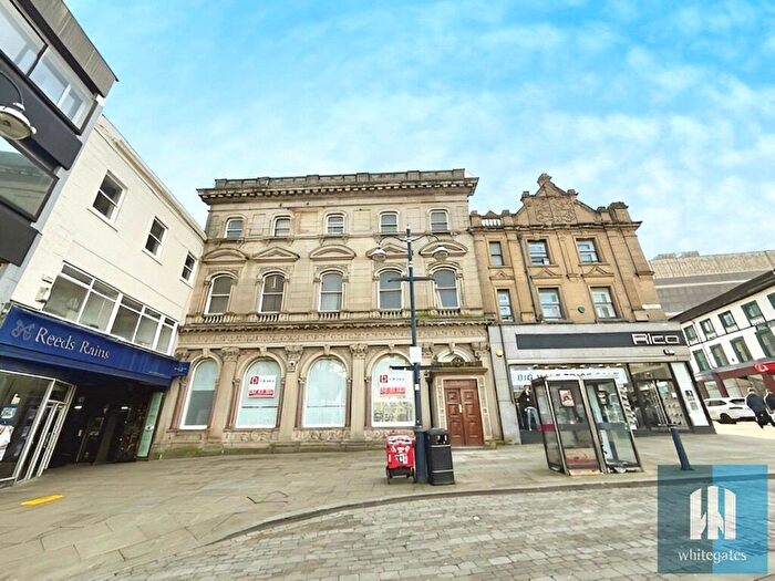 2 Bedroom Penthouse To Rent In Market Place, Huddersfield Town Centre, Huddersfield, HD1